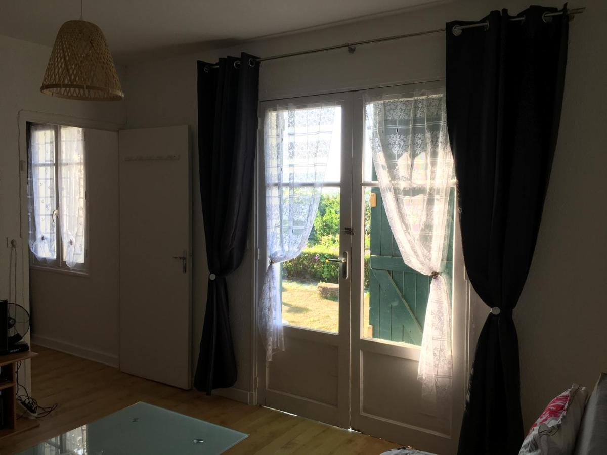 Petite Le Clan Ajaccio (Corsica)